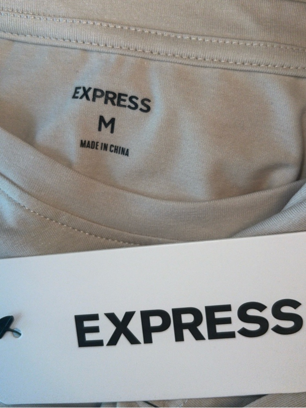 Express Tee with Leopard Logo - Picture 5 of 8